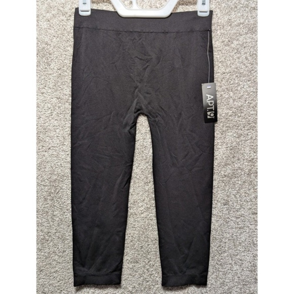APT. 9 Black Stretch Capri Leggings- M Petite Wide Flat‎ Waistband NWT